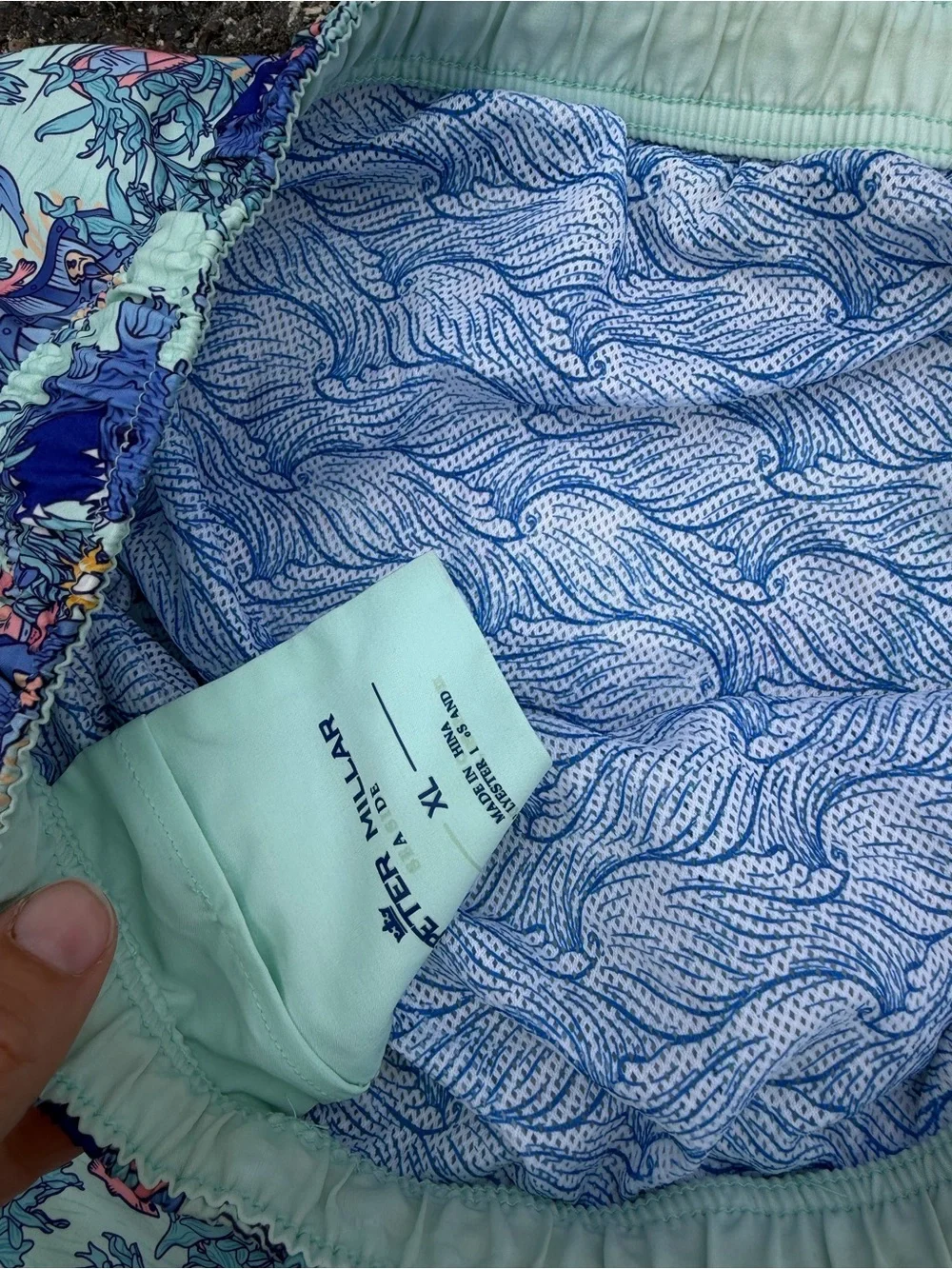 Peter Millar Seaside ‘Lit up’ print swim trunks, men’s XL